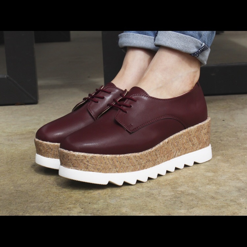 Pattform Oxford Vino